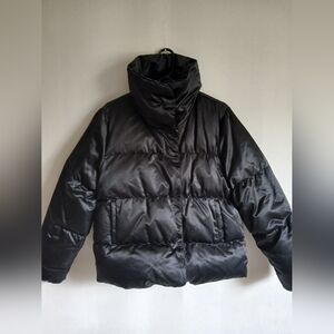 Old Navy Black Lined Puffer Jacket SzM/L Filler Down & Waterfowl Machine Washabl